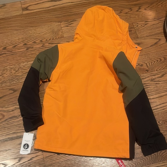 Volcom Snow Jacket - Picture 7 of 7